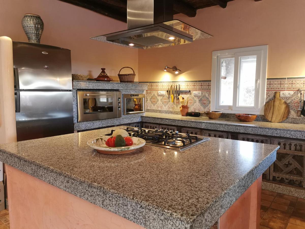 Maison Mimosa, Lovely 3 Bedroom Villa With A Large Pool エッサウィラ エクステリア 写真